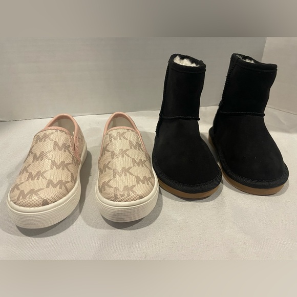 MICHAEL KORS / OLD NAVY Slip On Sneakers & Boots Toddler Size 5 Shoe Lot - Picture 3 of 4